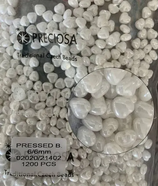 Preciosa Heart Beads 02010-21402 6/6mm 100 Pcs