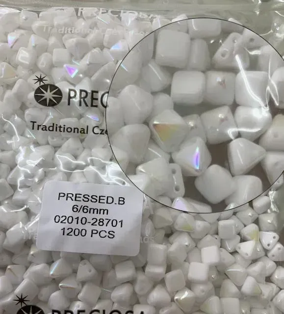 Preciosa Pyramid Beads 02010-28701 6/6mm 100 Pcs