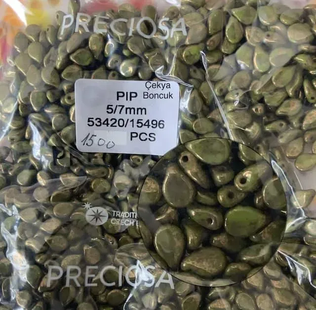 Preciosa PIP Flat Leaf Beads 53420-15496 5/7mm 100 Pcs