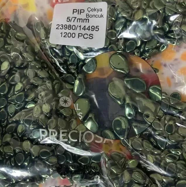 Preciosa PIP Flat Leaf Beads 23980-14495 5/7mm 100 Pcs
