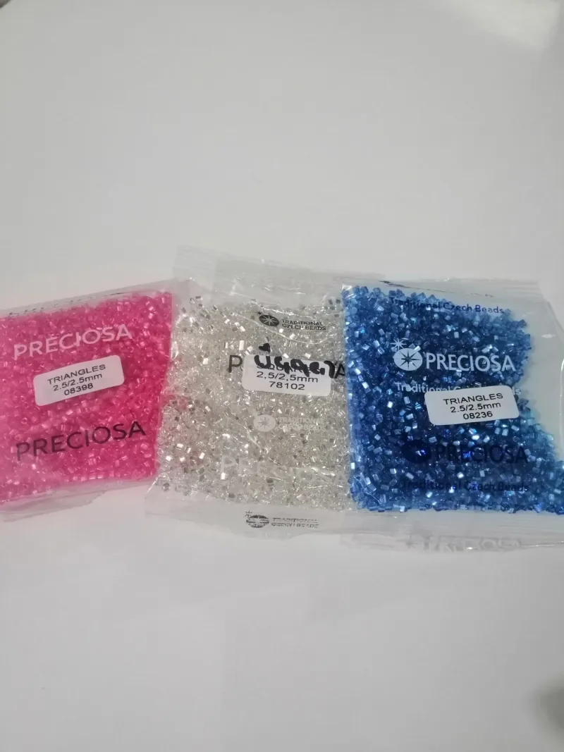Preciosa Triangle Beads 08236 2.5x2.5mm 50 gr. 1.7 Oz 5