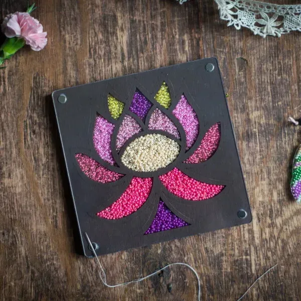 Lonjew Sectioned Seed Beads Sorting Tray