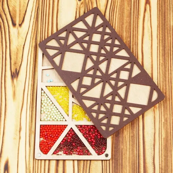 Lonjew Wooden Bead Organizer Tray, Beadwork Accesories Geometric Wooden Lid