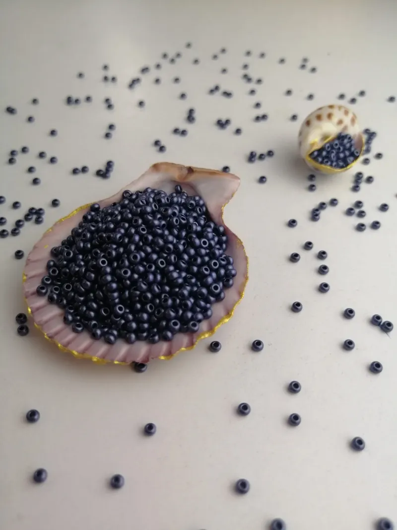 Preciosa Round Seed Beads 28928 10/0  3.5 Oz 6