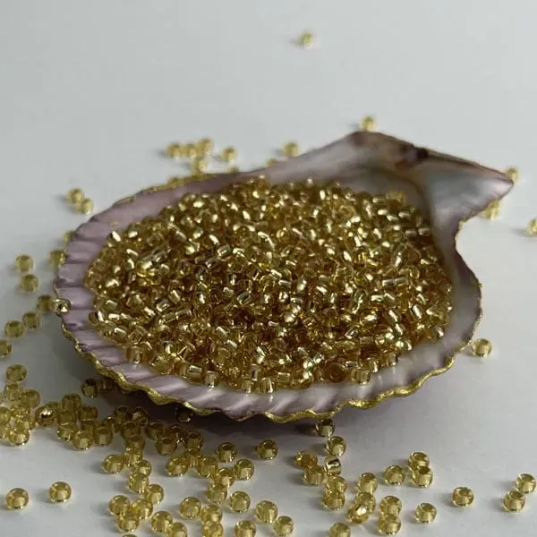 Preciosa Round Seed Beads 17020 11/0 50 gr. 1.7 Oz