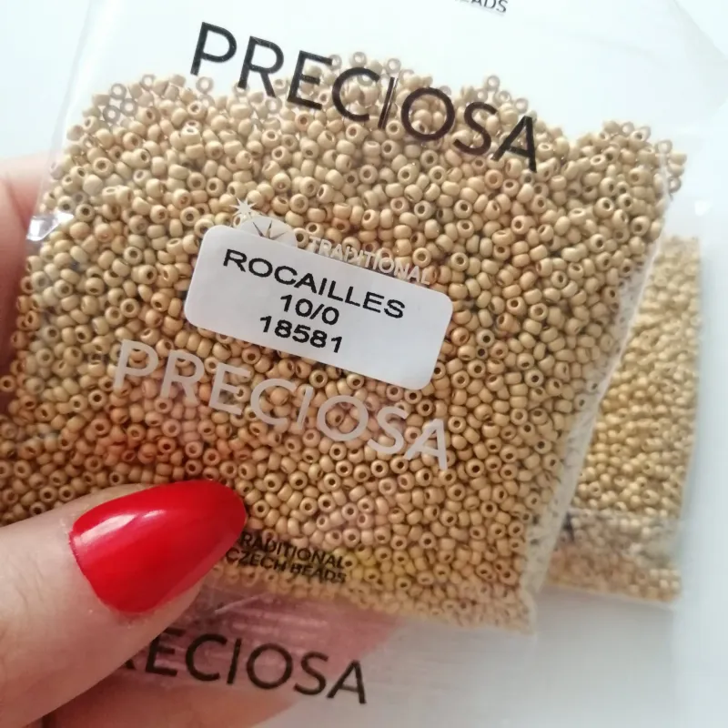 Preciosa Round Seed Beads 18581 10/0 3.5 Oz Matte 4
