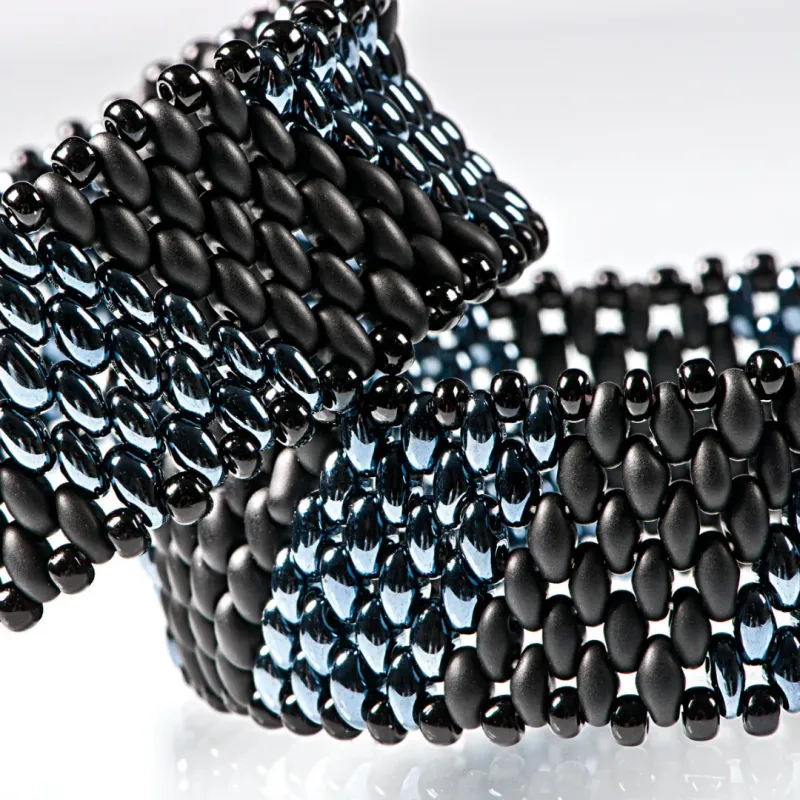 Preciosa Twin Beads 3.5 Oz B3004 2.5/5mm 7