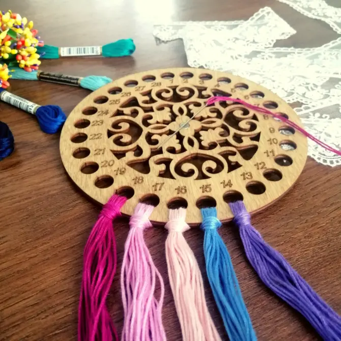 Wooden Cross Stitch Organizer with Small Needle Holder Magnet - Design8 - Image 14