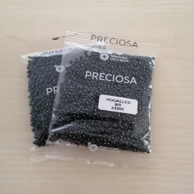 Preciosa Round Seed Beads 23300 8/0 3.5 Oz - Image 4