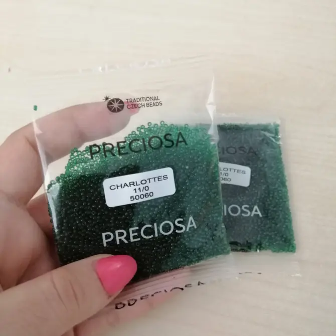 Preciosa Charlotte Seed Beads 50060 11/0  3.5 Oz - Image 6