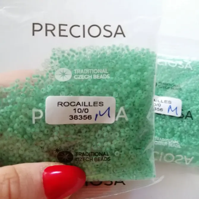 Preciosa Round Seed Beads 38356 10/0 3.5 Oz Matte - Image 2