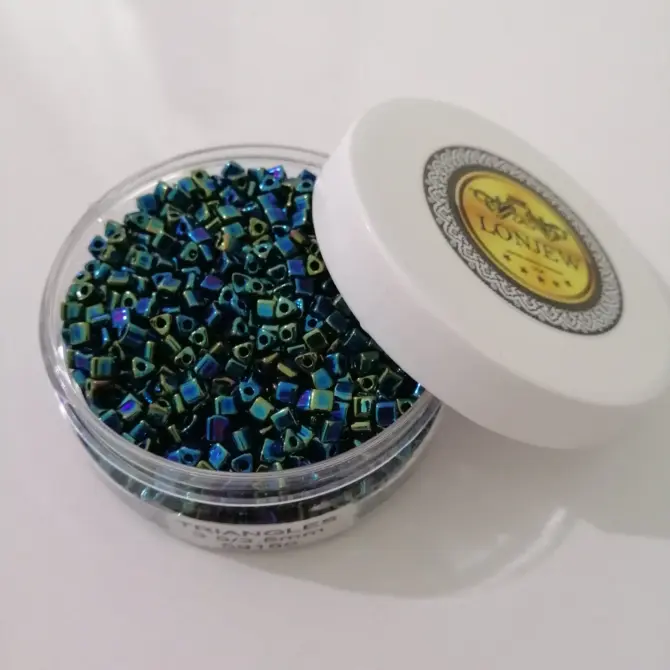 Preciosa Triangle Beads 59155 3.5x3.5mm  3.5 oz - Image 2