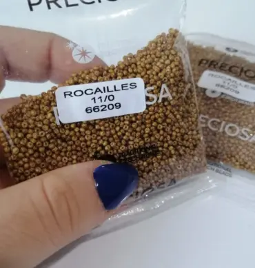Preciosa Round Seed Beads 66209 11/0 3.5 Oz