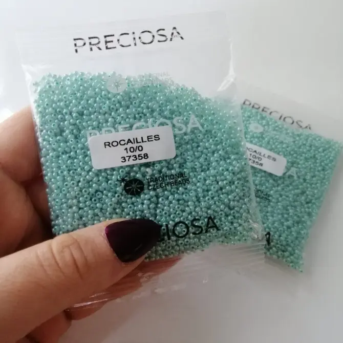 Preciosa Round Seed Beads 37358 10/0  3.5 Oz