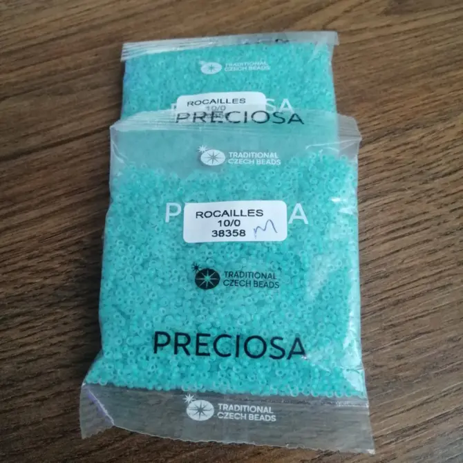 Preciosa Round Seed Beads 38358 10/0 3.5 Oz Matte - Image 6