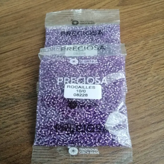 Preciosa Round Seed Beads 08228 10/0 3.5 Oz - Image 3