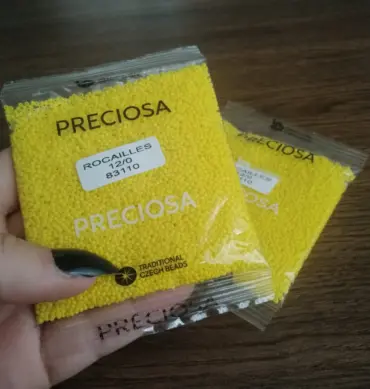 Preciosa Round Seed Beads 83110 12/0 3.5 Oz