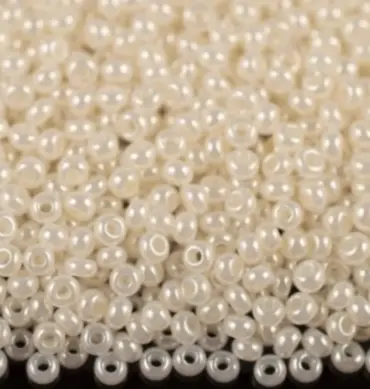 Preciosa Round Seed Beads 47102 9/0 3.5 Oz