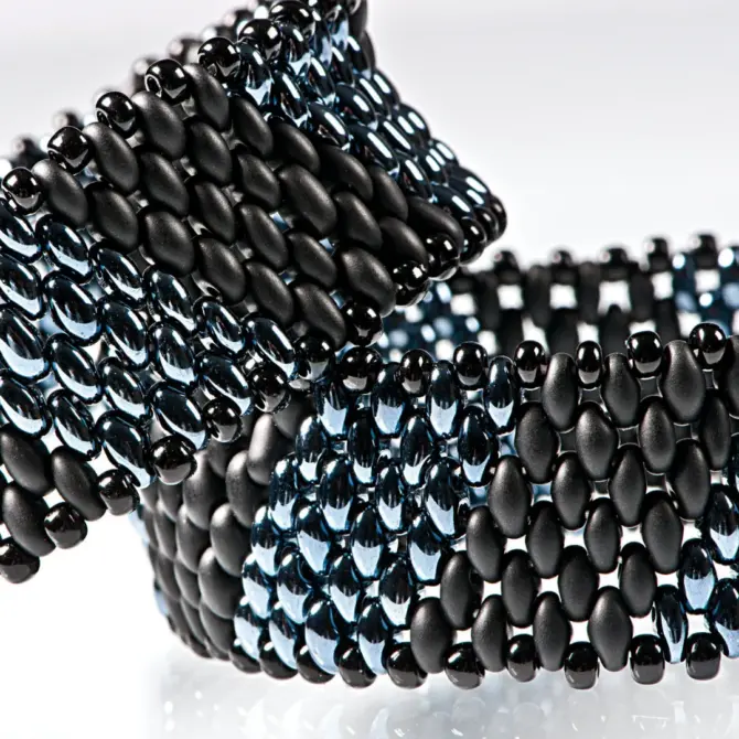 Preciosa Twin Beads 3.5 Oz 23980 2.5/5mm   Matte - Image 7