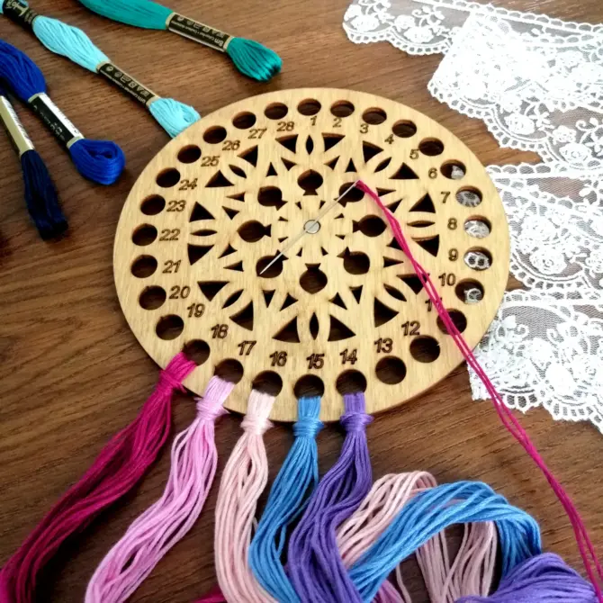 Wooden Cross Stitch Organizer with Small Needle Holder Magnet - Design6 - Image 2