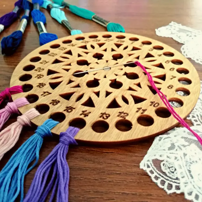 Wooden Cross Stitch Organizer with Small Needle Holder Magnet - Design6 - Image 5
