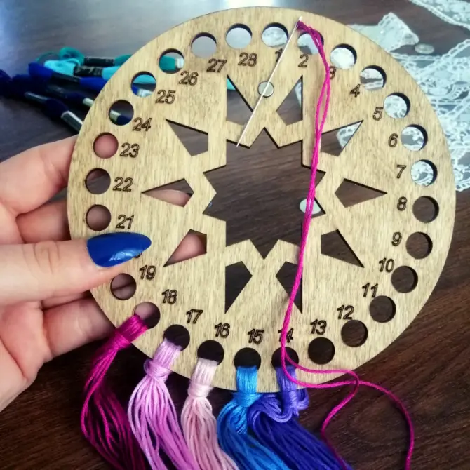 Wooden Cross Stitch Organizer with Small Needle Holder Magnet - Design10 - Image 11
