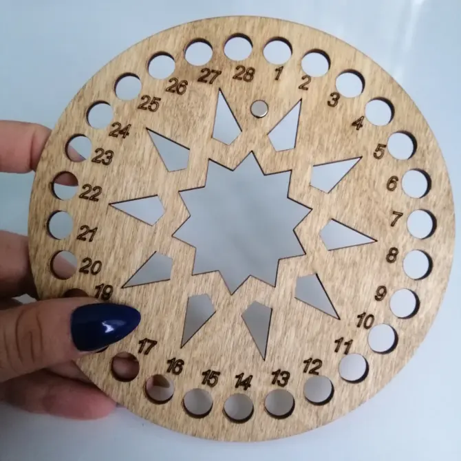 Wooden Cross Stitch Organizer with Small Needle Holder Magnet - Design10 - Image 4