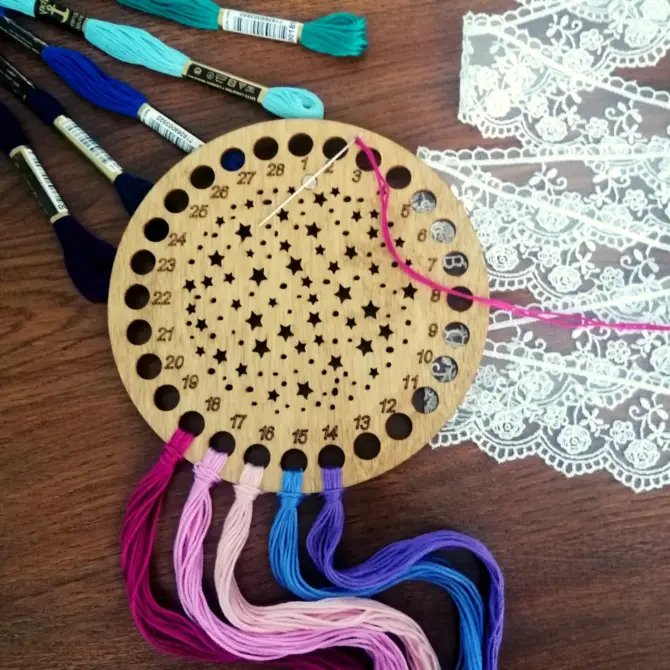 Wooden Cross Stitch Organizer with Small Needle Holder Magnet - Design9 - Image 11