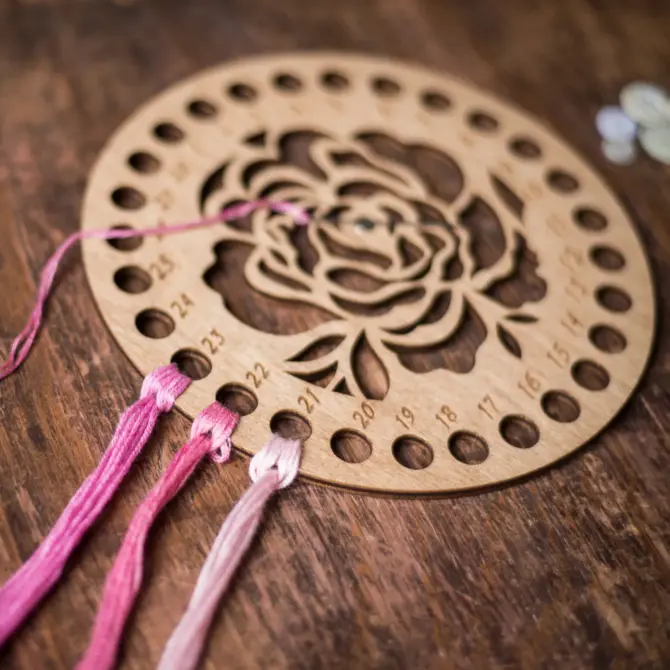 Lonjew Floral Round Thread Organizer with Needle Magnet, Filigree Wood Flower, Embroidery Sewing Floss Yarn Holder, Decorative Cross Stitch Keeper - Image 3