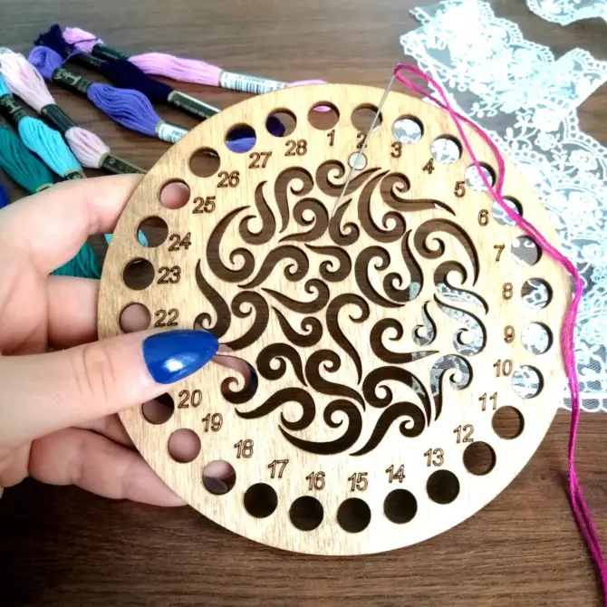 Round Thread Sorter Embroidery Wooden Art Tool with Small Needle Holder Magnet - Design4 - Image 12