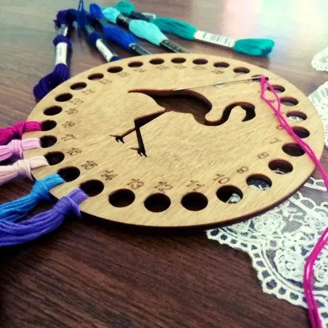 Wooden Cross Stitch Organizer with Small Needle Holder Magnet - Design13 - Image 4