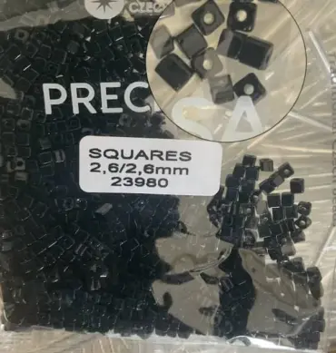 Preciosa Squares Round-RH Round Hole Beads 3.5 Oz 23980 2.6/2.6mm