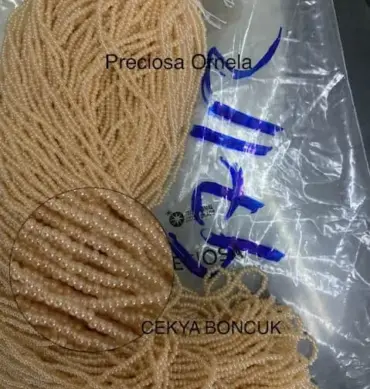 Preciosa Round Seed Beads 47112 11/0 3.5 Oz
