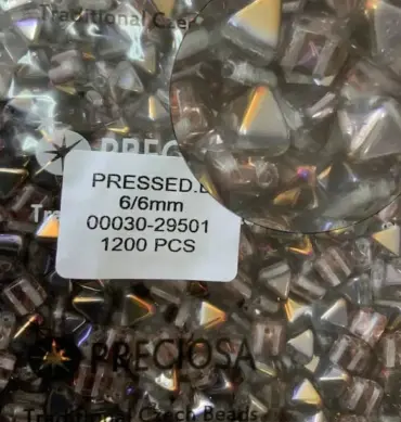 Preciosa Pyramid Beads 00030-29501 6/6mm 100 Pcs