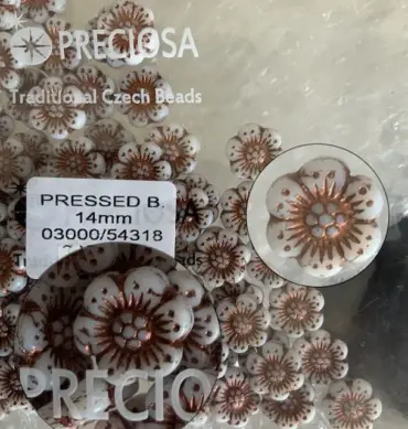 Preciosa Flower Beads 03000-54318 14mm 25 Pcs