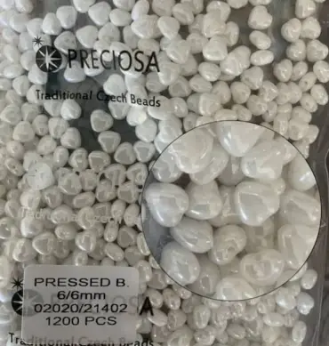 Preciosa Heart Beads 02010-21402 6/6mm 100 Pcs