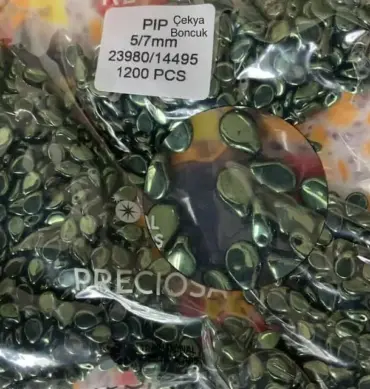 Preciosa PIP Flat Leaf Beads 23980-14495 5/7mm 100 Pcs