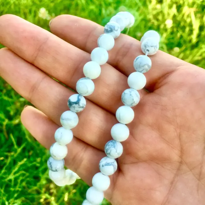 Howlite Stone Beads (Natural) 8mm Round, Approx 45 Pieces - Image 10