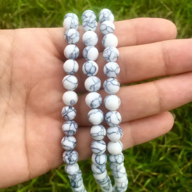 Howlite Stone Beads (Natural) 8mm Round, Approx 45 Pieces - Image 3