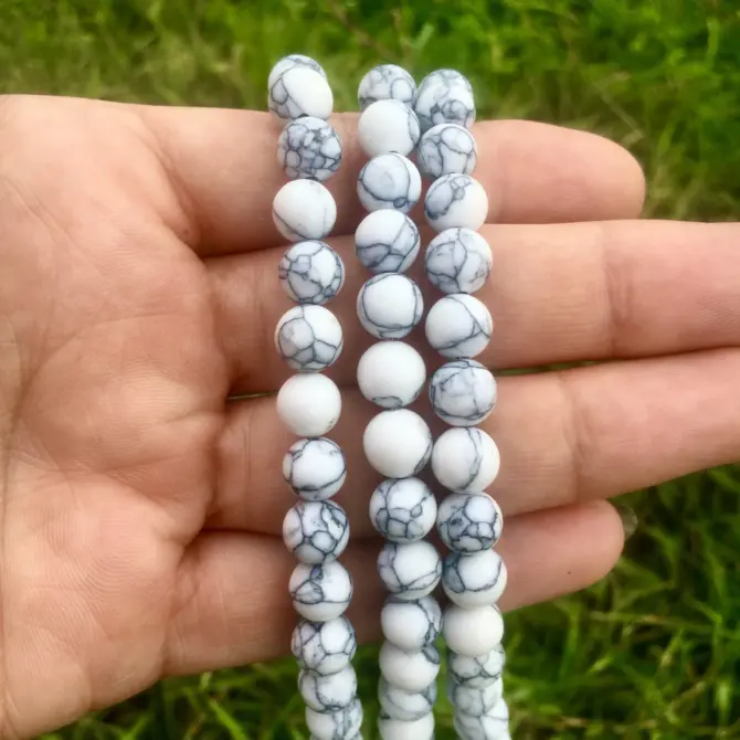 Howlite Stone Beads (Natural) 8mm Round, Approx 45 Pieces - Image 4