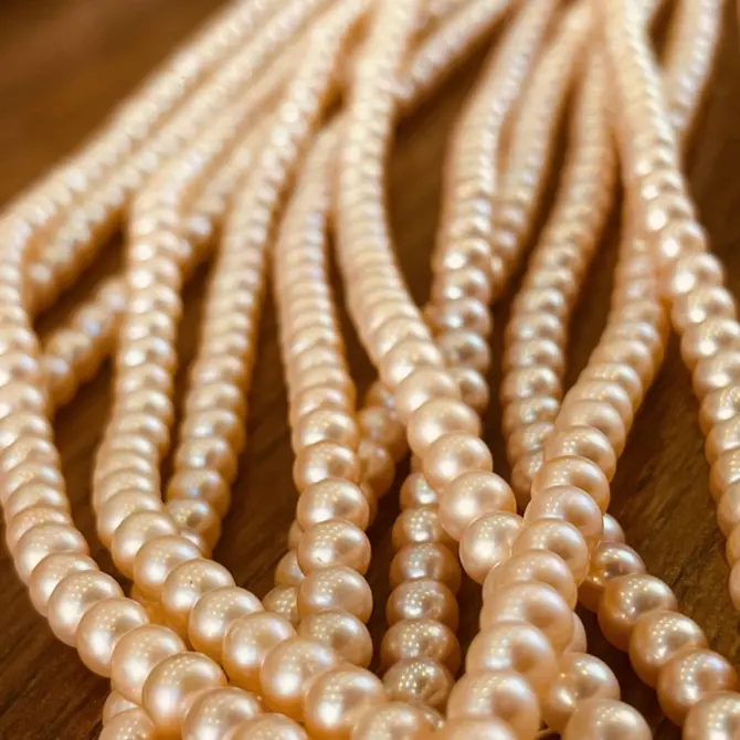 Lonjew Real Pearls 5-5.5mm AAA Grade Quality Approx 76 Pcs One Strand (Pink Color) - Image 2