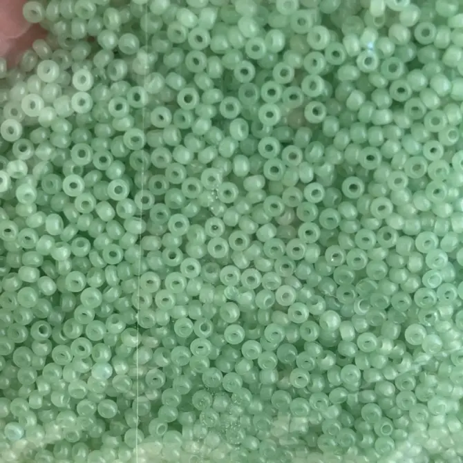 Preciosa Round Seed Beads 02161 10/0 3.5 Oz - Image 7