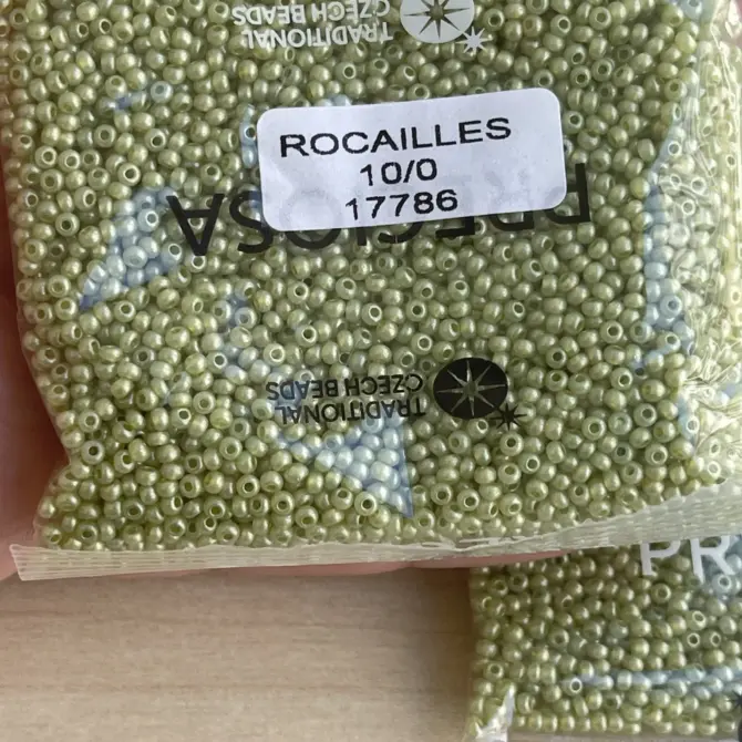 Preciosa Round Seed Beads 17786 10/0  3.5 Oz - Image 6