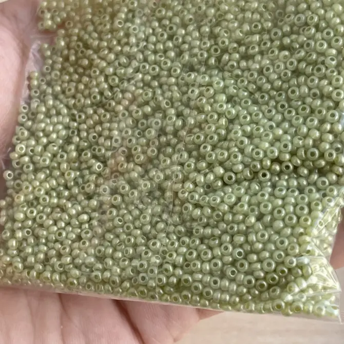 Preciosa Round Seed Beads 17786 10/0  3.5 Oz - Image 5