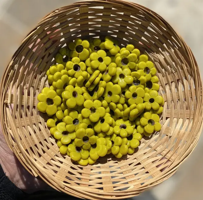 Lonjew Handmade Flower Beads Yellow HM1161 10Pcs 20mm