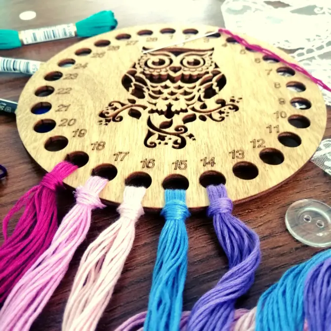 Wooden Embroidery Cross Stitch Organizer with Small Needle Holder Magnet Design16 - Image 10