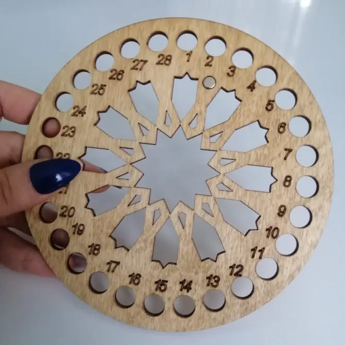 Lonjew Round Thread Sorter with Needle Holder Magnet - Wooden Art Embroidery Floss Organizer Design 1 - Image 12